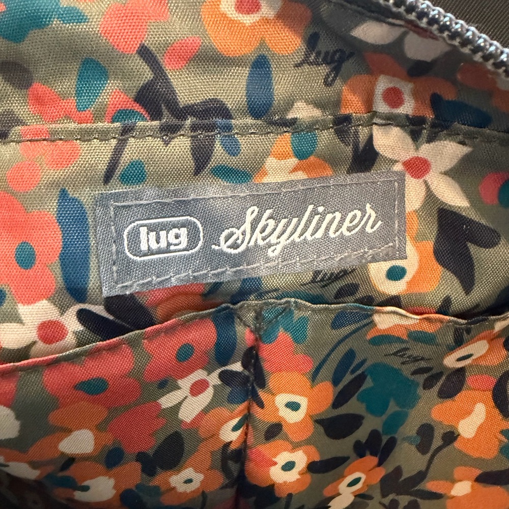 Lug Skyliner tote - Picture 6 of 10